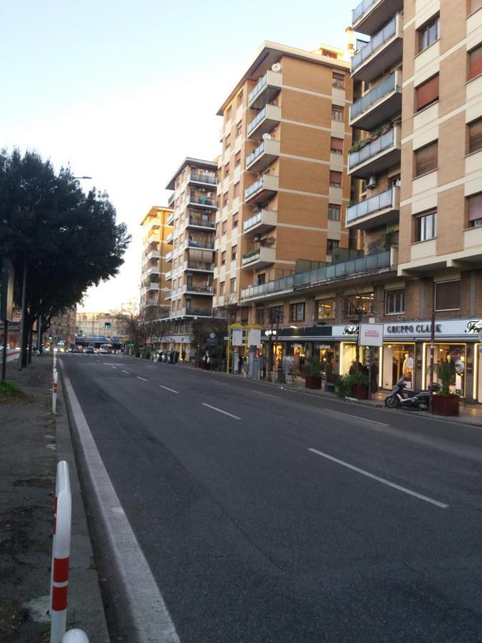 Roma Trastevere Station Luaran gambar
